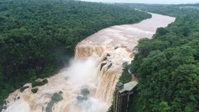 Saltos del Monday